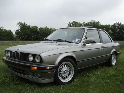 Product picture BMW 325 325i 325is Electrical troubleshooting Manual 1988 
