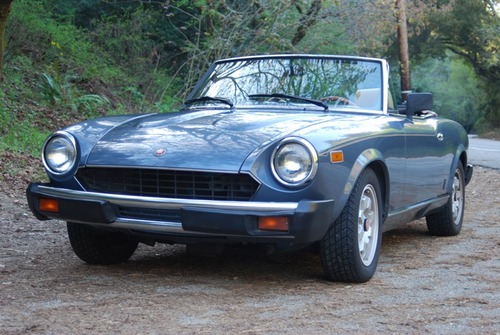 Product picture Fiat 124 Spider Service Manual 1975-1982